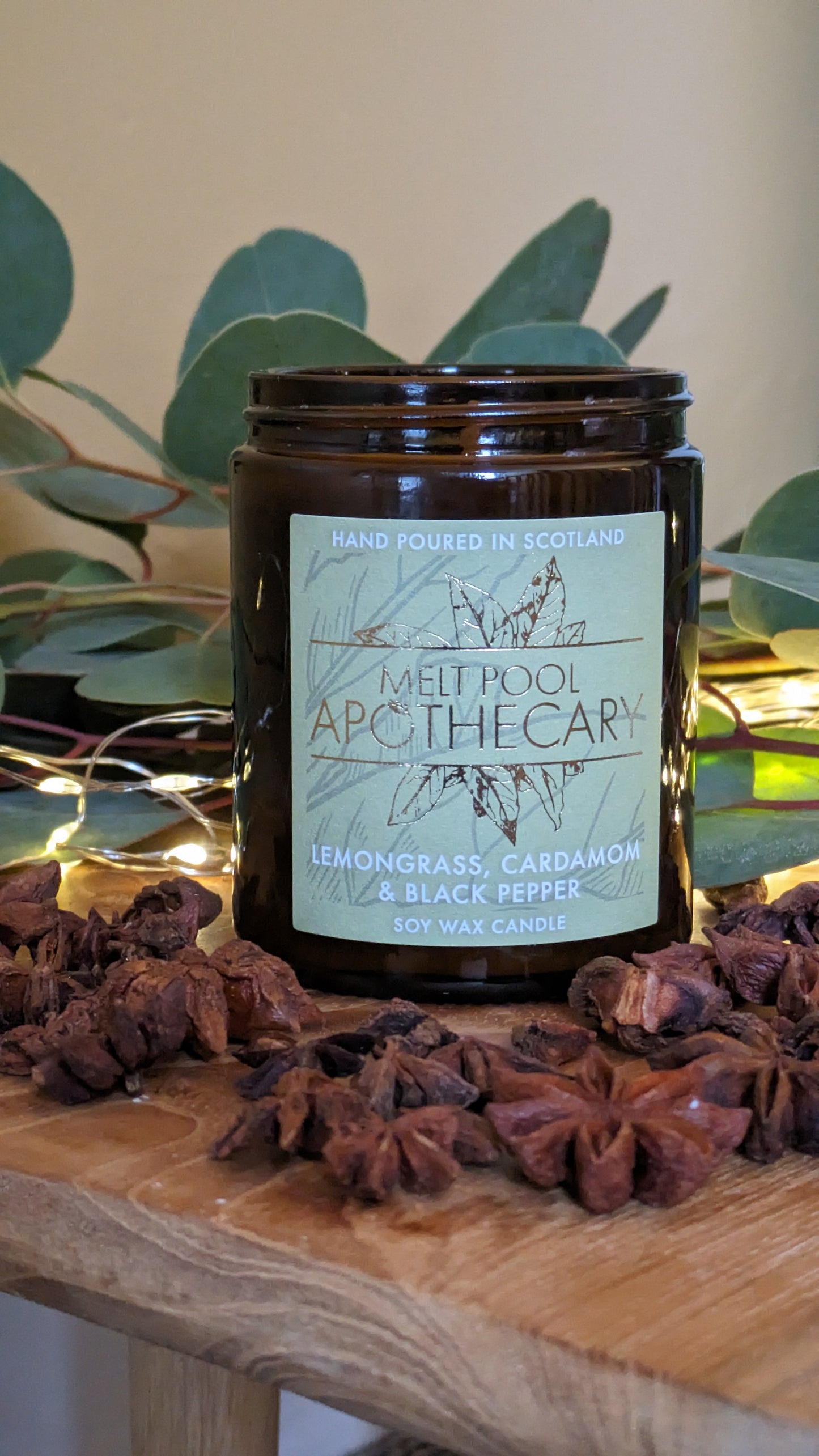 Lemongrass, Cardamom & Black Pepper - Medium Amber Jar Candle