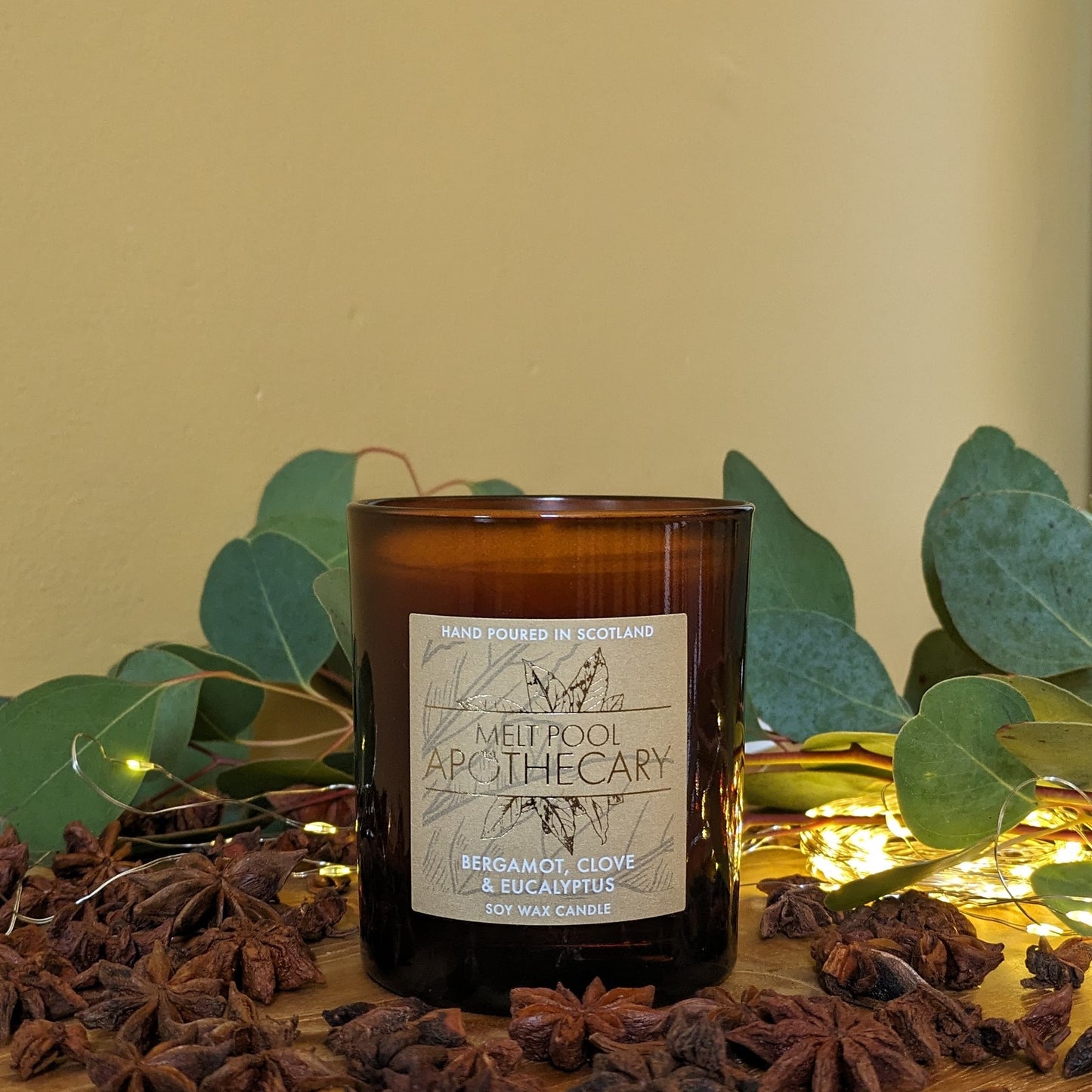 Bergamot, Clove & Eucalyptus- Large Amber Jar Candle